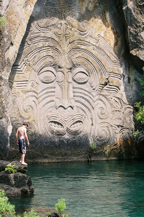 You'll need to hop on a boat to see the amazing Maori rock carvings at Mine Bay in Lake Taupo. Lake Taupo New Zealand, Taupo New Zealand, Maori Symbols, Maori Culture, Maori People, Maori Designs, Māori Culture, New Zealand Art, Maori Art