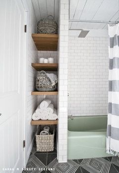 Guest Bath Remodel, Bathtub Tile Surround, Deep Closet, Large Bathtub, Bathtub Shower Combo, Cottage Bathroom Ideas, Recessed Shelves, Bathroom Storage Ideas, Bathroom With Tub