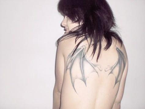 Tramp Stand Tattoo, Bat Wings Tattoo, Wing Tattoos On Back, Wing Tattoos, Bat Tattoo, Tattoos Inspo, Angel Wings Tattoo, Wing Tattoo, Back Tattoo Women