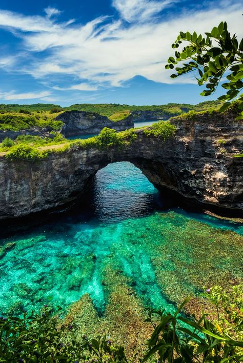 Beaches Around The World, Hide Valuables At Beach, Hidden Gems Travel, Earth At Hidden Pond, Secret Beach San Pedro Belize, Secret Hideaway, Beach Cove, Beautiful Landscape Photography, Secret Beach