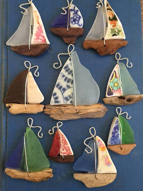 Sea glass China Driftwood Sailboat Necklace Driftwood Sailboat, Sailboat Necklace, Sea Glass Projects, Seashell Christmas, Driftwood Christmas Tree, Sea Glass Ideas, Beach Glass Crafts, Seaglass Art, Driftwood Projects