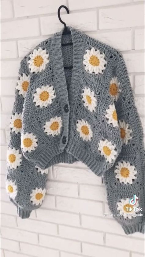 Modern Haken, Crochet Cardigan Tutorial, Cardigans Crochet, Crochet Hoodie, Crochet Jumper, Confection Au Crochet, Kawaii Crochet, Crochet Clutch, Crochet Simple