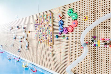 Interactive Room Design, Stem Playroom, Stem Room Design, Interactive Wall For Kids, Sensory Wall Ideas Classroom, Stem Playground, Interactive Wall Art, Daycare Design Ideas, Stem Wall