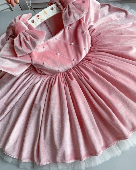 Girls Velvet Dress, Girls Dresses Diy, Diy Tutu, Kids Dress Wear