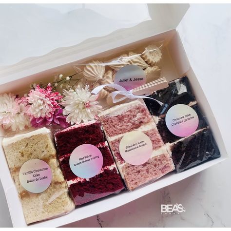 Wedding cake tasting boxes 🌸🌸🌸🌸 We carefully crafted these cake slices, using the best ingredients and all from scratch 🤍🤤 Wedding season is here! DM to get your free consultation #cakes #cakesamples #weddingcaketasting #weddingcake #caketasting Pastry Sampler Box Ideas, To Go Cake Boxes Wedding Favors, Wedding Cake Samples, Wedding Cake Sample Boxes, Cake Boxes Packaging Ideas, Alternatives To Wedding Cake, Wedding Cake Tasting Boxes, Baked Goods Box, Cake Tasting Boxes