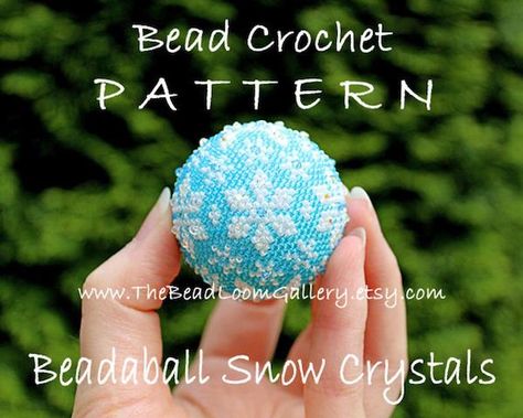 Crochet Ball Pattern, Pomander Balls, Free Jewellery Making Tutorials, Ball Pattern, Crochet Ball, Snow Crystal, Bead Crochet Patterns, Beaded Art, Sound Meditation