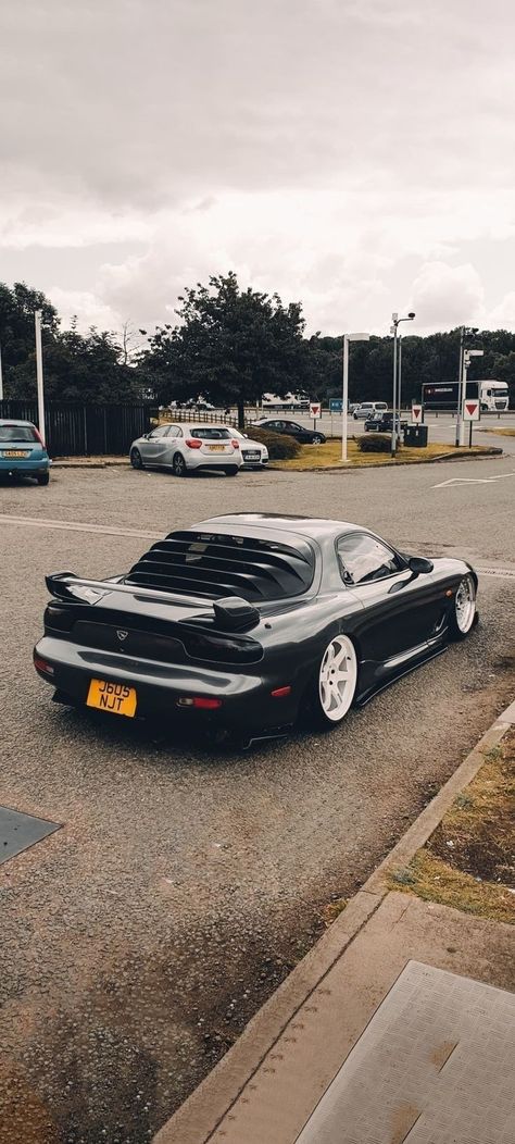 Mazda Rx7 Black, Vintage Aesthetic Room Ideas, Wallpaper Car Aesthetic, Night Car Snap, Wallpapers Room, Ideas For The Room, Snap Car, Car Aesthetic Wallpaper, Aesthetic Wallpaper 4k