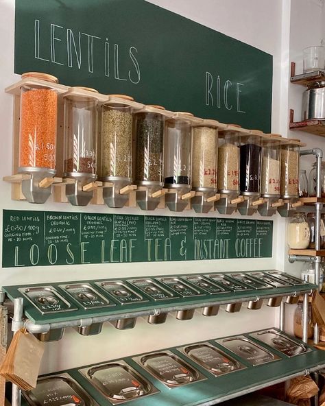 The Best Zero Waste Shops In London For Sustainable Shopping Zero Waste Store Design, Sustainable Retail Store, Zero Waste Market, Refill Store, Zero Waste Grocery Store, Refill Station, Bulk Store Zero Waste, Bulk Shopping, Shops In London