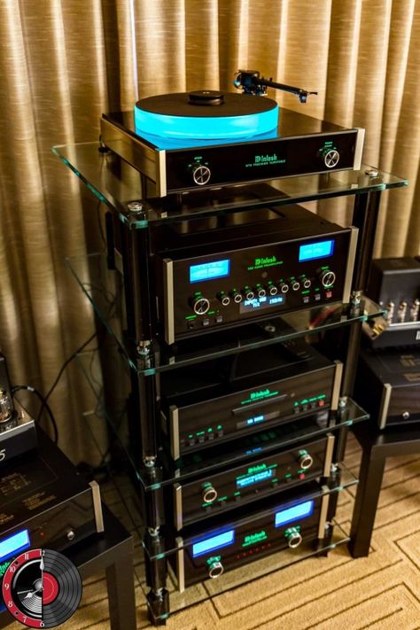 Mcintosh Stereo, Mcintosh Audio, Diy Hifi, Audiophile Listening Room, Stereo Equipment, Hifi Audiophile, Audiophile Speakers, Audio Rack, Vintage Stereo