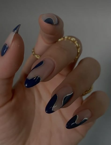 Dark Blue Nails And Silver, Navy Glass Nails, Dark Colored Nails Design, Hand Painting Nail Art, Dark Blue Almond Acrylic Nails, Navy Blue Ombré Nails, Dark Teal And Silver Nails, Navy Chrome French Tip Nails, Navy Blue Almond Nails Designs