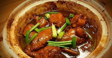 A blog for sharing my home cooked recipes. Sesame Oil Chicken, Cumin Lamb, Cola Chicken, Pork Roast In Oven, Malaysian Recipes, Sesame Chicken Recipe, Slow Cooked Meat, Clay Oven, Sesame Chicken