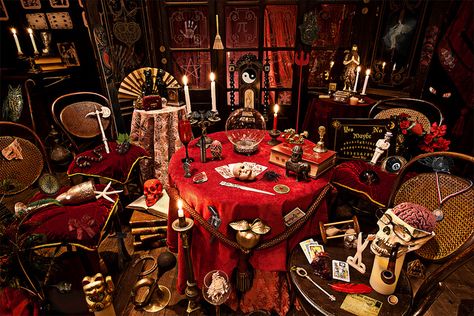 Seance Room Howl Aesthetic, Seance Room, Hidden Object Game, Game Pics, Haunted Dollhouse, Story Teller, Gothic Romance, Halloween 2019, Gothic House