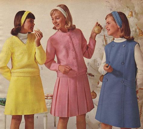 Did you look like this maybe in 1964? Early 1960s Fashion, 60s Fashion Trends, Teenage Fashion Trending, 60’s Fashion, 1960 Fashion, 1960s Outfits, 60s And 70s Fashion, Newborn Clothes, Fashion 1960s