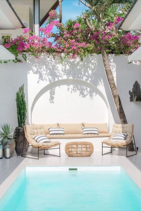 Luxury Outdoor Pool House Designs, Small Villa, Bali House, Pool Landscape Design, Indoor Swimming Pool, Small Pool Design, Bali Villa, Resort Design, Backyard Pool Designs