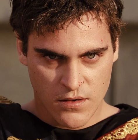 Commodus Gladiator, Phoenix Actor, Emperor Commodus, Gladiator 2000, Gladiator Movie, River Phoenix, Arte Van Gogh, Hugh Dancy, Joaquin Phoenix