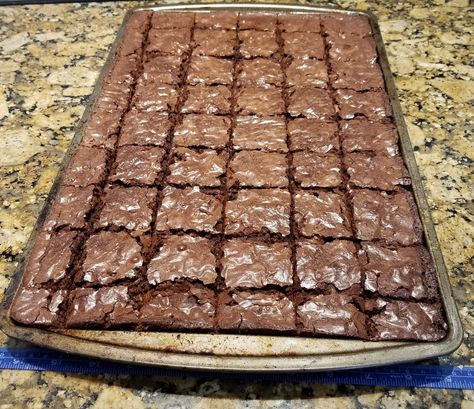 Sheet Brownies Easy, Jelly Roll Pan Brownies, Brownies Sheetpan, Sheet Pan Brownies Cake Mixes, Cookie Sheet Brownies, Large Batch Brownies Sheet Pan, Jelly Roll Pan Desserts, Sheet Pan Brownies For A Crowd, Cookie Bars Sheet Pan