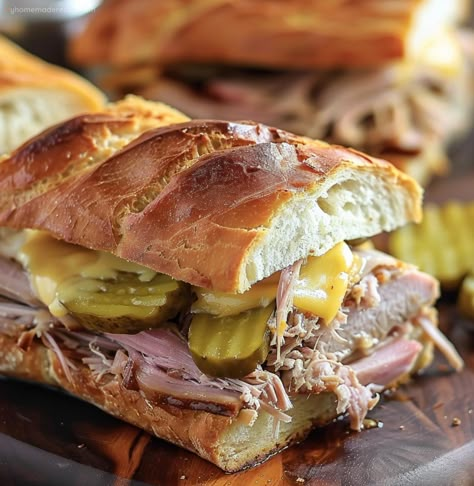 Cuban Pork Sandwich, Sandwich Cubano, Cuban Sandwich Recipe, Cuban Chicken, Cuban Pork, Cuban Sandwiches, Chef Restaurant, Sandwhich Recipes, Cuban Cuisine