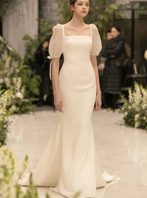 Korean Bridesmaid Dresses, Korean Wedding Dress, Minimal Wedding Dress, Simple Wedding Gowns, Short Sleeve Wedding Dress, Dresses For Pregnant Women, Off Shoulder Wedding Dress, Wedding Dress Fabrics, Satin Wedding Dress