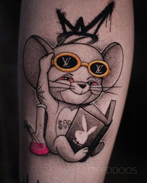 Tom Y Jerry Tattoo, Cartoon Tattoos Women, Jerry From Tom And Jerry, Tom And Jerry Tattoo, Tom Tattoo, Mr Cartoon Tattoo, Amber Tattoo, Dark Disney Tattoo, Belly Button Tattoo