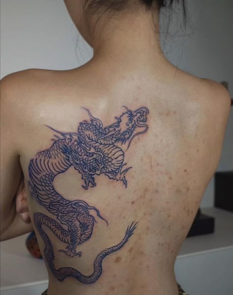 Dragon Arm Tattoo, Blue Dragon Tattoo, Dragon Tattoo Back, Korean Tattoo, Red Dragon Tattoo, Dragon Tattoo Ideas, Small Dragon Tattoos, Korean Tattoos, Dragon Tattoos