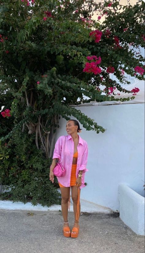 Pink Orange Dress Outfit, Bright Summer Outfits Aesthetic, Color Blocking Outfits Summer, Bright Color Outfits Summer, Bright Orange Outfit, Block Colour Outfit, Colour Blocking Outfit, Bright Outfit Ideas, Pink Top Outfit