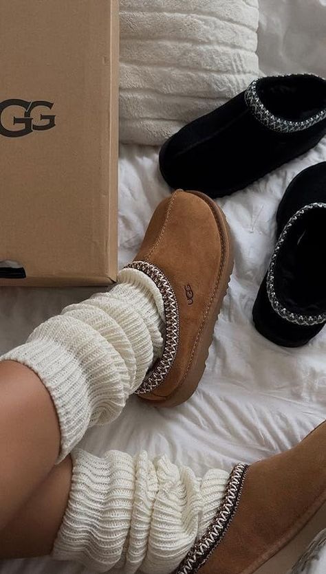 Cute Uggs, Preppy Shoes, Pretty Shoes Sneakers, Shoe Wishlist, Ugg Tasman, Autumn Fits, Cute Nike Shoes, Shoe Inspo, Cute Nikes