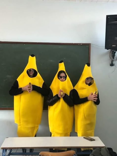 🍌🍌🍌 Fun Halloween Costumes For Groups Of 4, Duo Halloween Costumes Funny Bff, Funny Cartoon Costumes, 2 People Halloween Costumes Scary, 3 Matching Halloween Costumes, Funny 3 People Halloween Costumes, 3 People Matching Halloween Costumes, Trio Girls Halloween Costumes, Group Of 3 Halloween Costume Funny