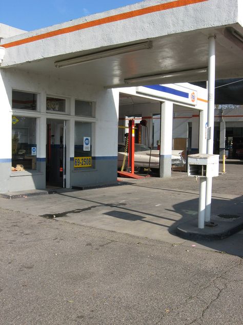 Union 76 Gas Station located at 3605 Atchison St. Riverbank,CA. Gasoline is no longer sold at this auto care center owned by the Setliff Brothers who are a well known family in the area because of their work. After doing some research I learned that the Setliff Brothers worked with Sno-White founder Ron Daniel to organize locations for the burger chain. The Riverbank Sno-White is located one block away from this gas station, however there doesnt seem to be any clear relationship anymore. Int 76 Gas Station, Gasoline Station, Phillips 66, Fake Ft Call, Cool Galaxy Wallpapers, Galaxy Wallpapers, Gas Company, Filling Station, Gas Stations