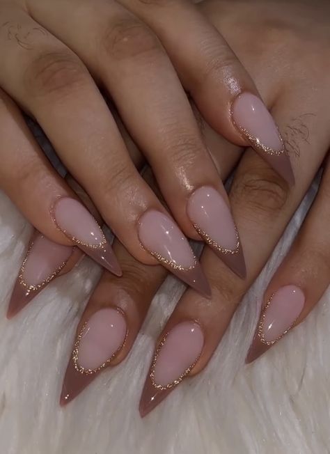 Almond Shape Tip Nails, Almond Nails Designs Wedding Guest, Almond Point Nails Designs, Short Almond Acrylic Nails Fall Colors, Trendy Almond Nails Fall, Almond Nails Ideas Fall 2024, Long Almond Nail Inspiration, Cute Neutral Nail Ideas, Simple Wedding Nail Ideas