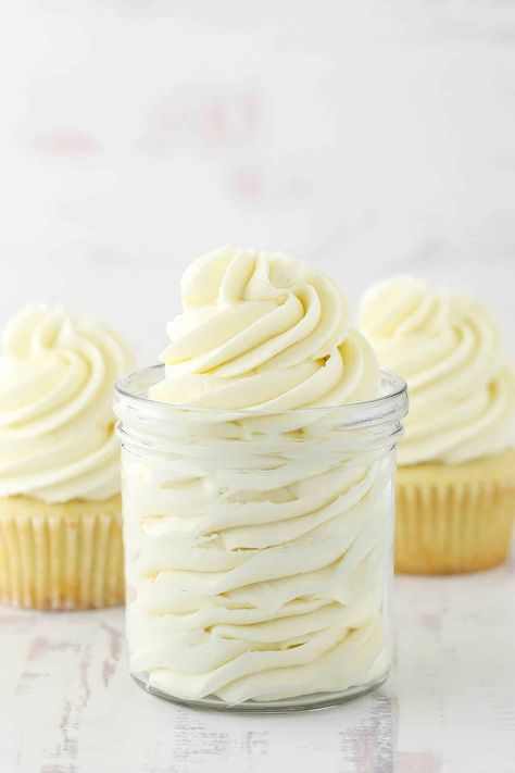 How To Make Frosting Without Powdered, Frosting Recipes Without Powdered Sugar, Frosting Recipes Easy Powdered Sugar, Homemade Frosting Easy Powdered Sugar, Vanilla Icing For Cake, Powered Sugar Frosting, Stiff Buttercream Frosting For Piping, Powder Sugar Frosting, Best Vanilla Buttercream Frosting