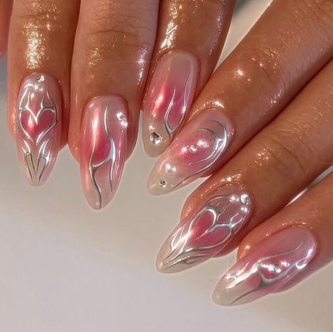 Pink Aura Nails With Chrome, Japanese Hard Gel Nails, Dream Nails Acrylic, Aura Pink Nails, Dreamy Nail Art, Aura Nails Chrome, Chrome Aura Nails, Pink Aura Nails, Silver Nail Designs