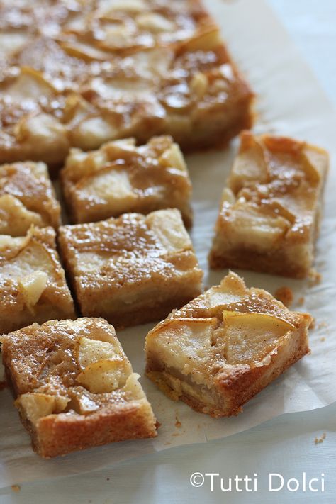 Pear Bars, Butter Prawn, Ripe Pears, Pear Dessert, Grilling Ideas, Pear Recipes, Perfect Desserts, Brown Butter, Fruit Desserts