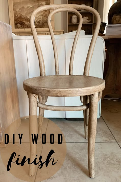 Refurbish Wooden Chair, Refinished Wooden Chairs, Old Wood Chair Makeover, Kitchen Chair Makeover Wood, Bentwood Chairs Makeover, Refabricing Chairs Diy, How To Paint Wooden Chairs, Barstool Painting Ideas, Painting Chairs Ideas