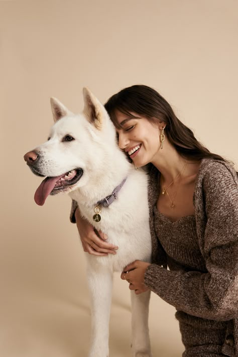 Studio Photoshoot With Dog, Posing With Dog, Dog Photoshoot Ideas With Owner, Dog Owner Photoshoot, Portrait With Dog, Shooting Photo Studio, Photo With Dog, Dog Photography Studio, Dog Photoshoot Pet Photography