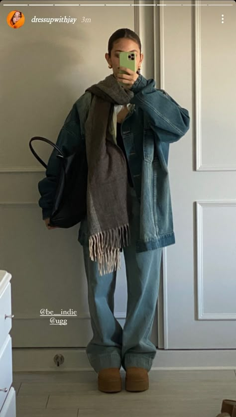 Winter Fits Scarf, Fleece Jacket Street Style, Denim On Denim Outfit Fall, Unique Winter Outfits, Fall Streetwear, Cold Outfits, Outfit Vintage, Fall Fits, Autumn Outfits