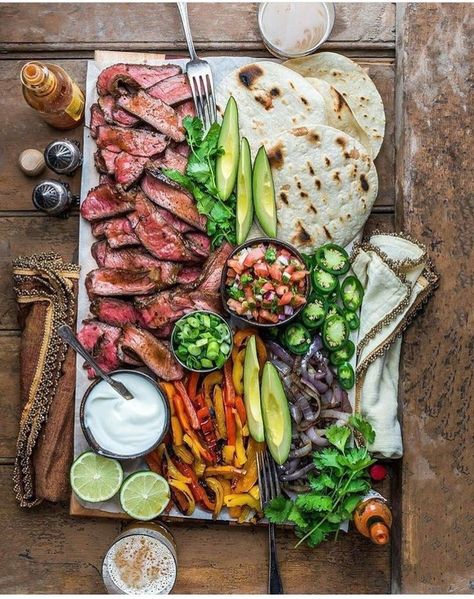 Dinner Recipes Instapot, Fajitas Dinner, Healthy Recipes Beef, Lunch Ideas Vegetarian, Grilled Chicken Fajitas, Healthy Recipes Chicken, Diy Taco Seasoning, Steak Fajita Recipe, Healthy Recipes Crockpot