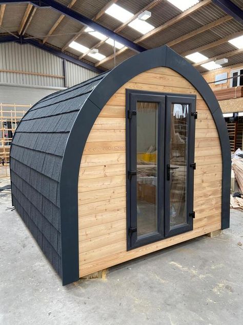 wooden camping pods, camping cabins - Arch Leisure -Camping pods to chalets, toilet shower blocks, modular buildings and glamping Tiny House Campground, Camping Pods Ideas, Camping Cabin Ideas, Bungalow Camping, Camp Cabins, Camping House, Camping Pods, Covered Veranda, Arched Cabin