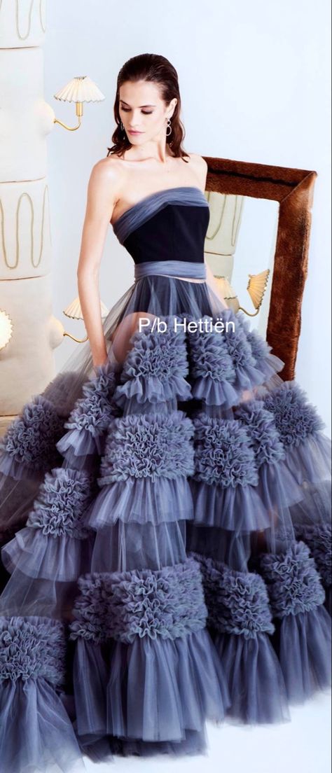 Blue Feeling, Black Is Black, Le Chateau, Christian Siriano, Tulle Lace, Strike A Pose, Long Dresses, Strapless Dress Formal, Ball Gowns