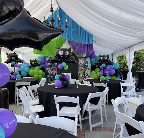 Hotel Transylvania Backdrop, Hotel Transylvania Baby Shower Ideas, Hotel Transylvania Party Decorations Diy, Transylvania Birthday Party, Hotel Transylvania Birthday Party, First Boo Day, Third Birthday Party Ideas, Festa Hotel Transylvania, Hotel Transylvania Birthday