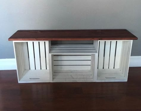 Hidden Door Bookcase, Diy Modern Furniture, Door Bookcase, Homemade Tables, Diy Bathroom Furniture, Diy End Tables, Diy Sofa Table, Diy Patio Furniture Cheap, Bedroom Crafts