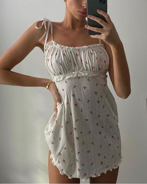 For Love & Lemons Blossom Pointelle Slip Floral Dresses Short, Foto Poses, Mini Dresses Summer, Little Dresses, Printed Mini Dress, Floral Mini Dress, Looks Vintage, White Mini Dress, Style Chic