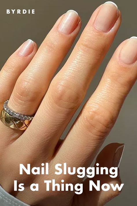 Close-up image of a well manicured hand to show the benefits of nail slugging Strong Nails Diy, Nails Remedies, Diy Nail Care, Nail Ridges, Nail Remedies, Peeling Nails, Dry Cuticles, New Nail Trends, Natural Nail Care