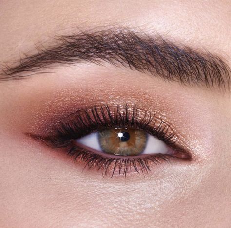 Rose Eyes, Copper Eye Makeup, Luxury Palette, Fire Rose, Rose Eyeshadow, Rose Gold Makeup, Magical Makeup, Makeup News, Formal Makeup