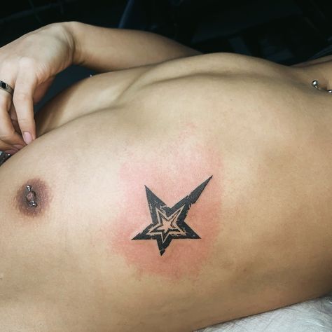 Watashi wa star Star Tattoos Men, Star Tattoo Men, Stars Tattoo For Men, Waist Tattoos Men, Star Tattoos For Men, Horseshoe Tattoo, Waist Tattoos, Star Tattoo, Star Tattoos