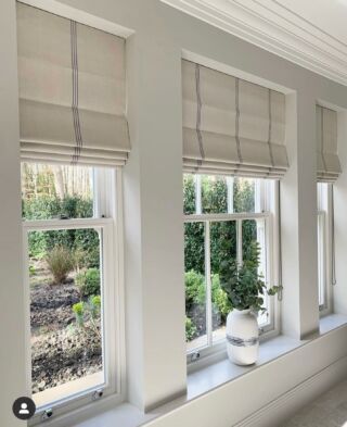 French Window Blinds, Blinds For Windows Ideas, Blinds In Kitchen Window, Laundry Window Treatments, Kitchen Window Dressing Ideas, Blinds For Windows Kitchens, Blind Ideas For Windows, Blinds In Kitchen, Blinds On Windows