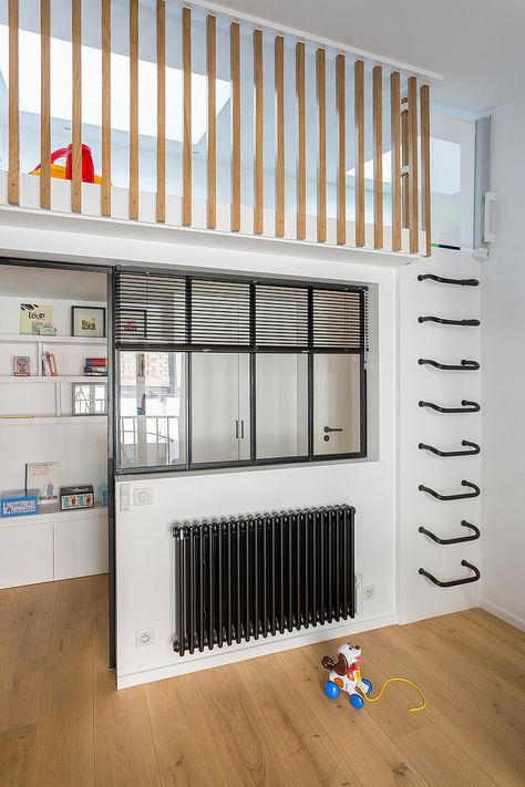 Mezzanine Storage, Wall Ladder, Details Aesthetic, Basement Playroom, Loft Ladder, Interior Design Images, Loft Industrial, Attic Storage, Loft Room