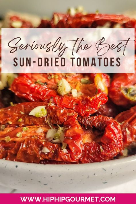 RECIPE FOR SUN DRIED TOMATOES (DEHYDRATOR) Tomato Preserves Recipe, Sundried Tomato Recipes, Roasted Tomato Recipes, Make Sun Dried Tomatoes, Oven Dried Tomatoes, Fresh Tomato Recipes, Clean Snacks, Fermented Vegetables, Dehydrated Food