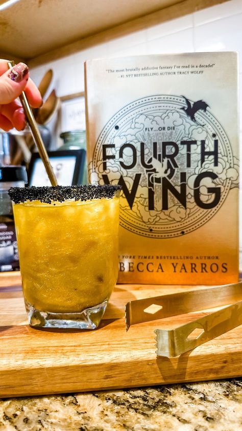 You'll Be the Wingleader of Book Club with This Fourth Wing-Inspired Cocktail - The Bookcase Beauty Fourth Wing Party, Book Club Ideas Hosting, Onyx Storm, Bookish Birthday, Club Cocktails, Wing Party, Book Club Snacks, Edible Gold Glitter, Book Club Food