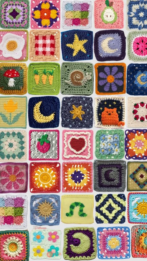 granny squares!! #grannysquares #crochet #knitting Grannysquares Crochet, Granny Square Blanket, Square Blanket, Crochet Things, Diy Crochet Projects, Crochet Inspo, Crochet Inspiration, Crochet Stuff, Cute Crochet