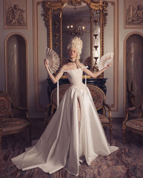 Kim Kassas Couture | Augusta dress // Your Majesty // Fall 2024 bridal collection by Kim Kassas Couture #couturefashion #couturedress #catwalk #fashiondesigner… | Instagram Kim Kassas Wedding, Kim Kassas Wedding Dresses, Kim Kassas Couture, Kim Kassas, Evening Dress Collection, Pnina Tornai, Historic Wedding, Fashion Art Photography, Keeping Up With The Kardashians